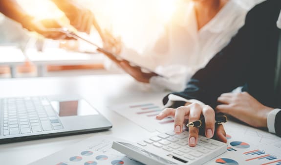 FundThrough’s Factoring Services FundThrough’s Factoring Services